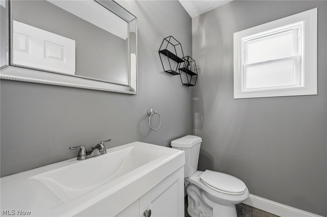 3478 Raymont Boulevard University Heights OH 44118
