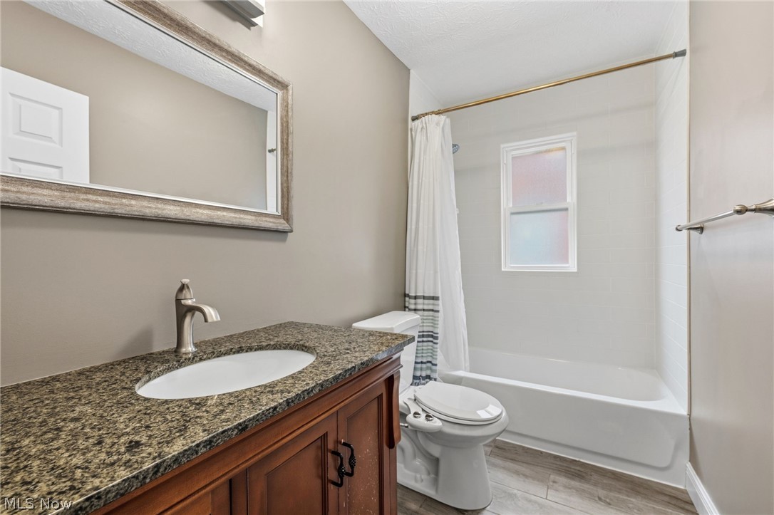 3478 Raymont Boulevard University Heights OH 44118