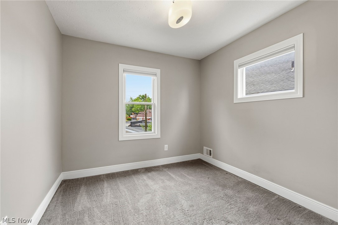 3478 Raymont Boulevard University Heights OH 44118
