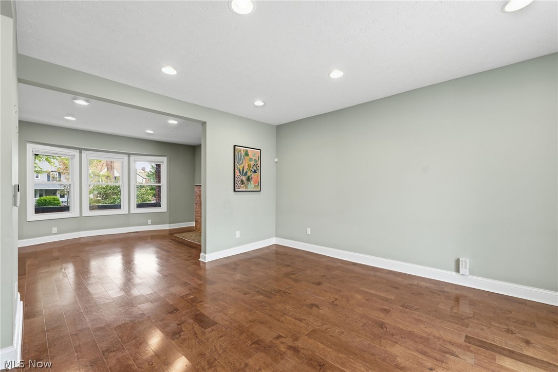 3478 Raymont Boulevard University Heights OH 44118