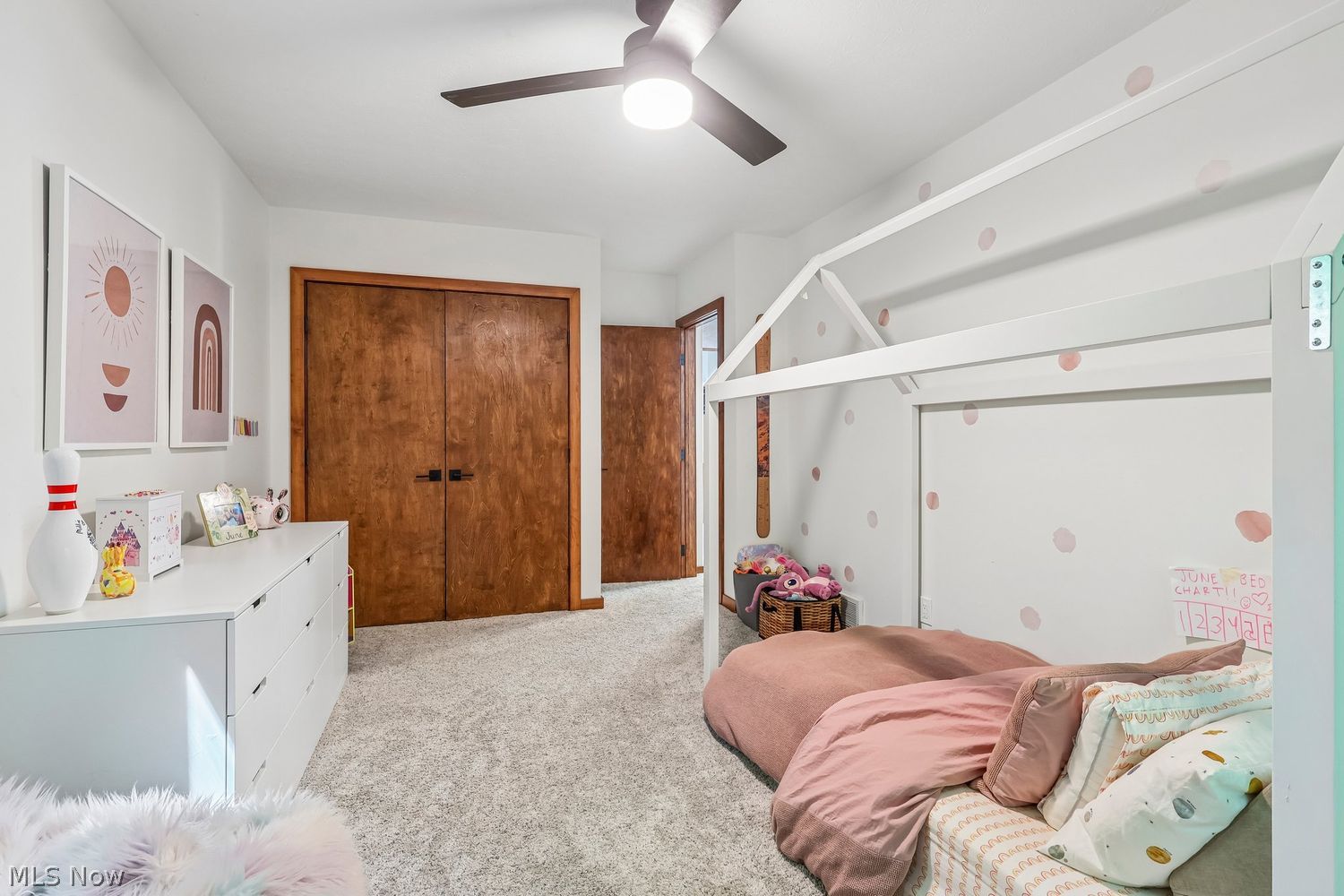 8395 Lucerne Drive Chagrin Falls OH 44023