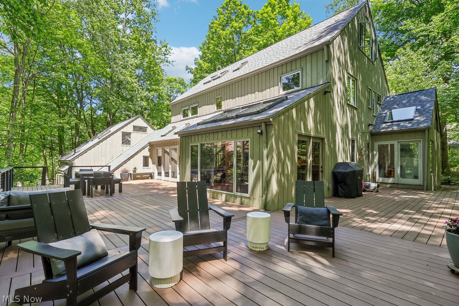 8395 Lucerne Drive Chagrin Falls OH 44023