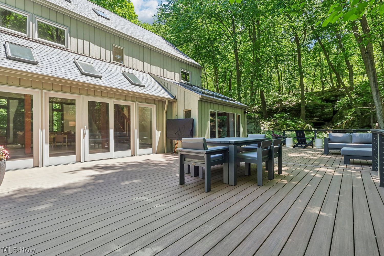 8395 Lucerne Drive Chagrin Falls OH 44023