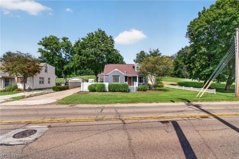 508 Locust Street S Canal Fulton OH 44614