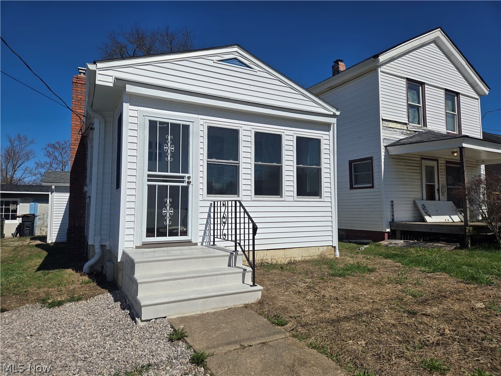 319 17th Street Elyria OH 44035
