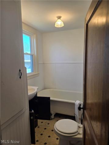 319 17th Street Elyria OH 44035