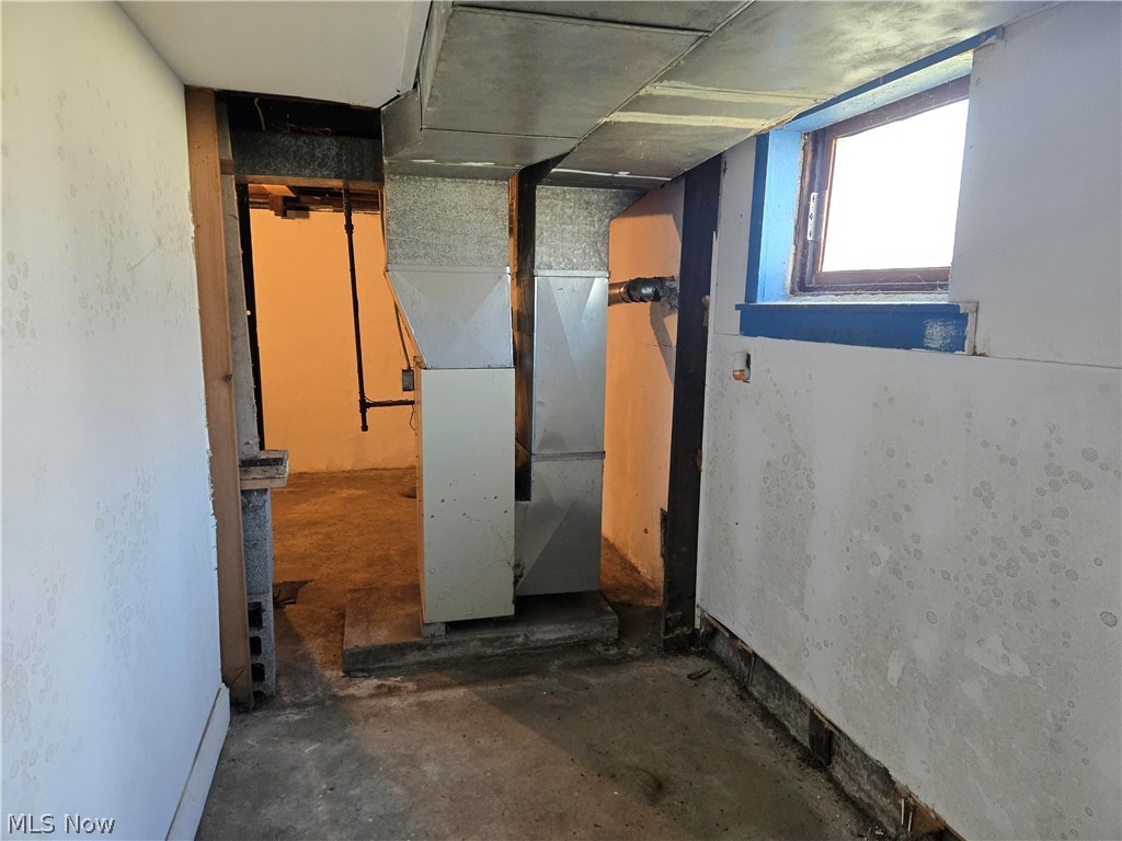 319 17th Street Elyria OH 44035