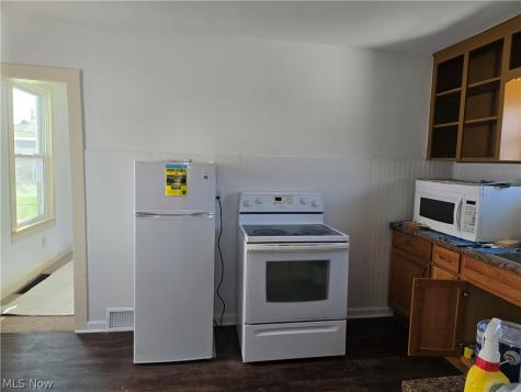 319 17th Street Elyria OH 44035