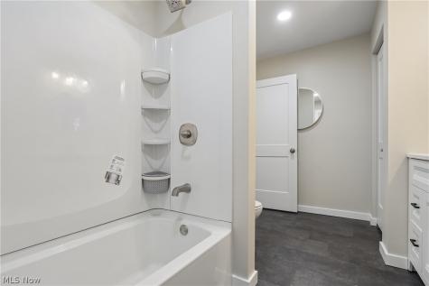 50 S Glencoe Drive Akron OH 44319