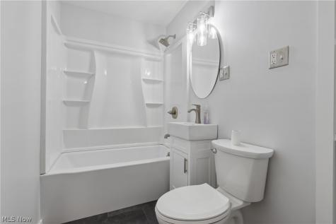 50 S Glencoe Drive Akron OH 44319