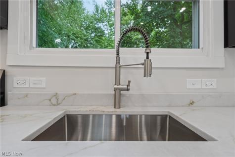 50 S Glencoe Drive Akron OH 44319