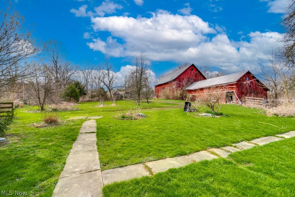 1846 Lester Road Valley City OH 44280