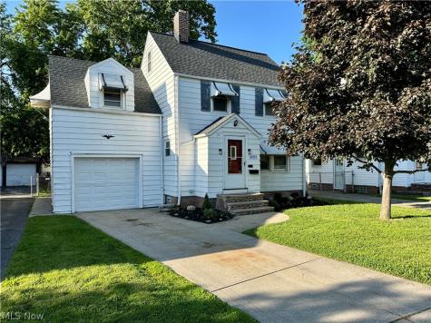 22571 Ivan Avenue Euclid OH 44123