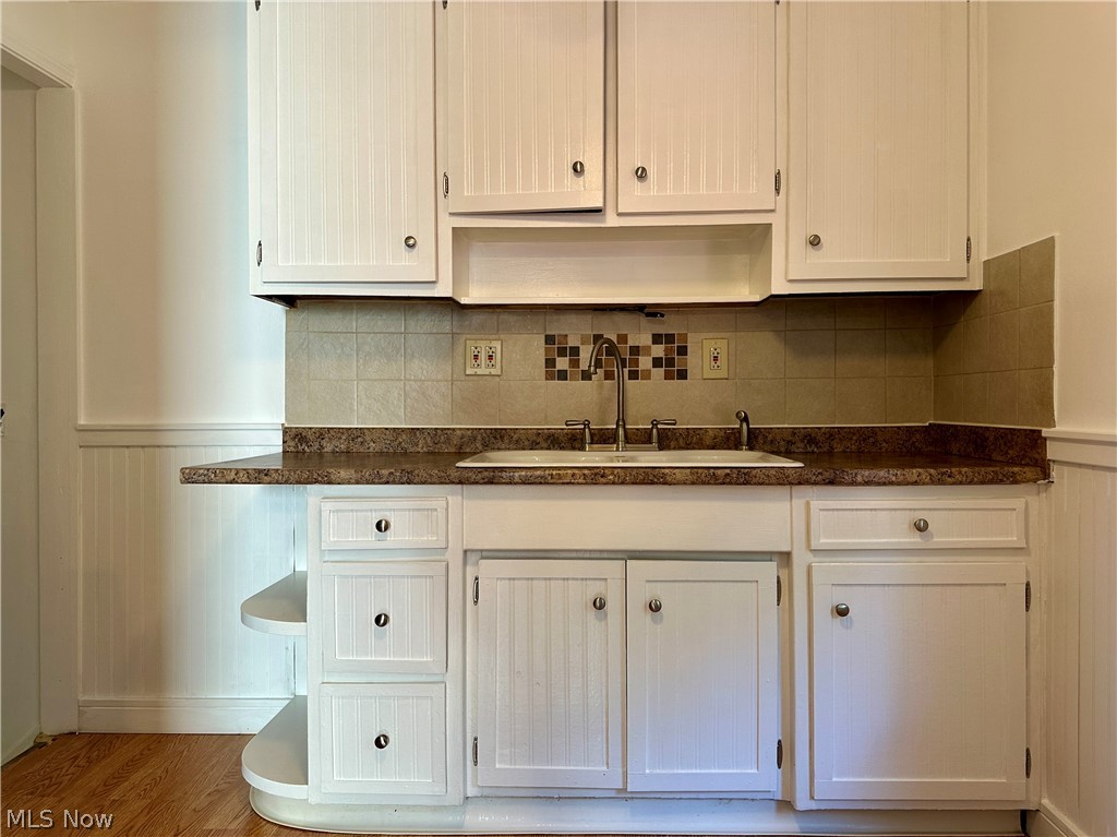 22571 Ivan Avenue Euclid OH 44123