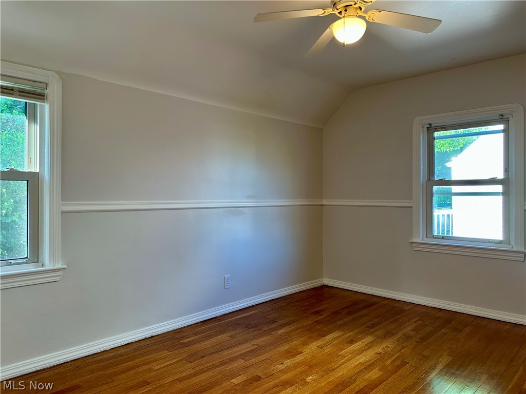 22571 Ivan Avenue Euclid OH 44123