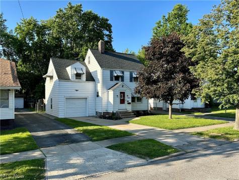 22571 Ivan Avenue Euclid OH 44123