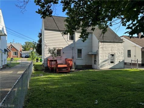 22571 Ivan Avenue Euclid OH 44123