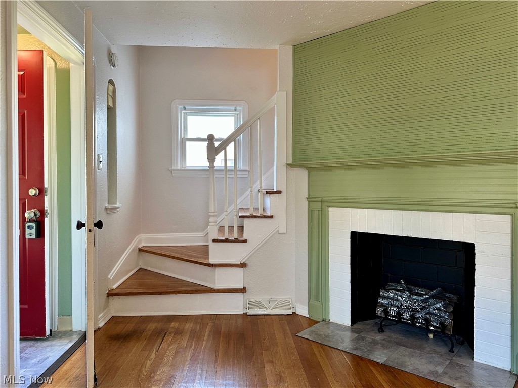 22571 Ivan Avenue Euclid OH 44123
