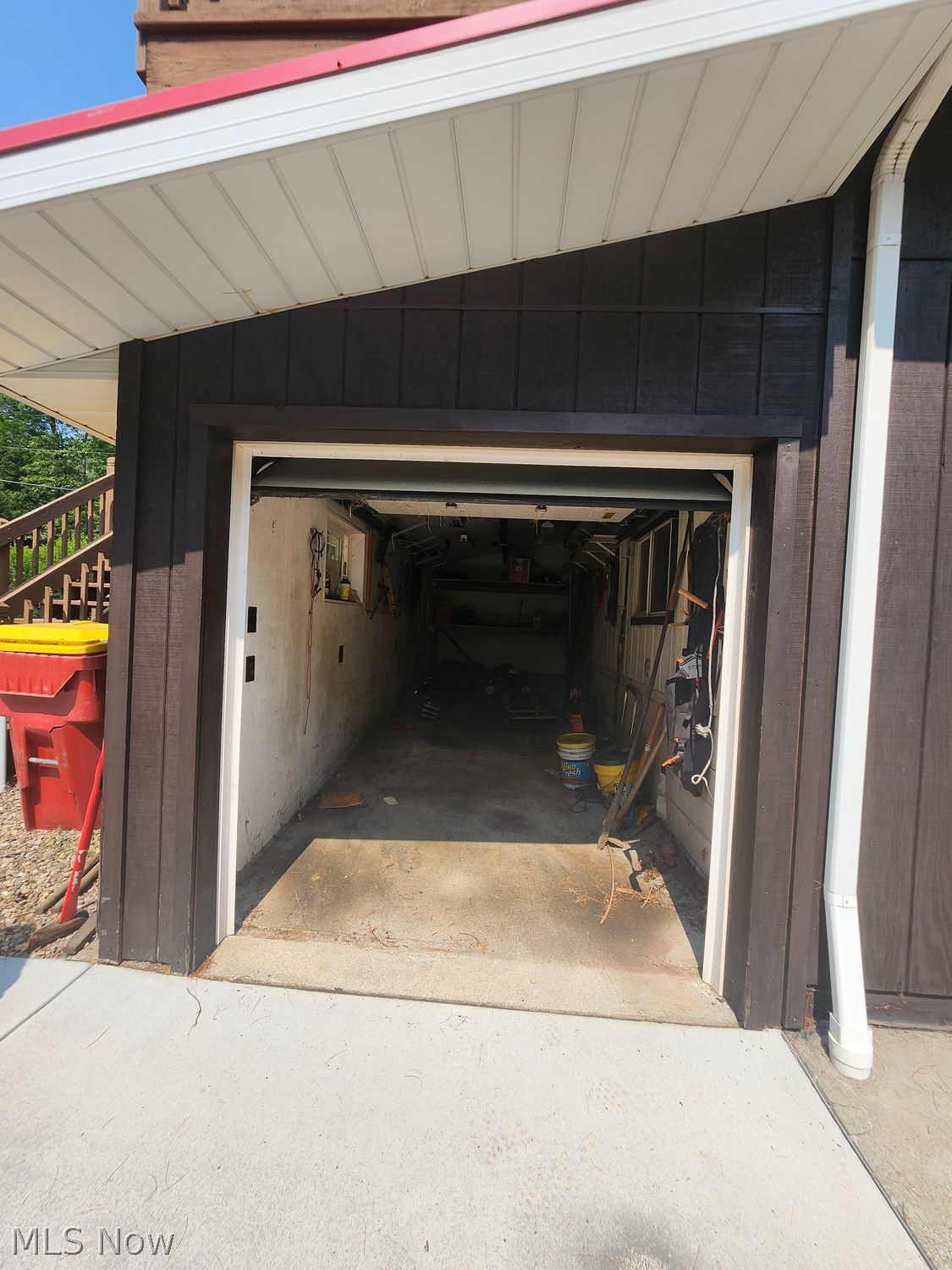 90 City View Drive Sherrodsville OH 44675