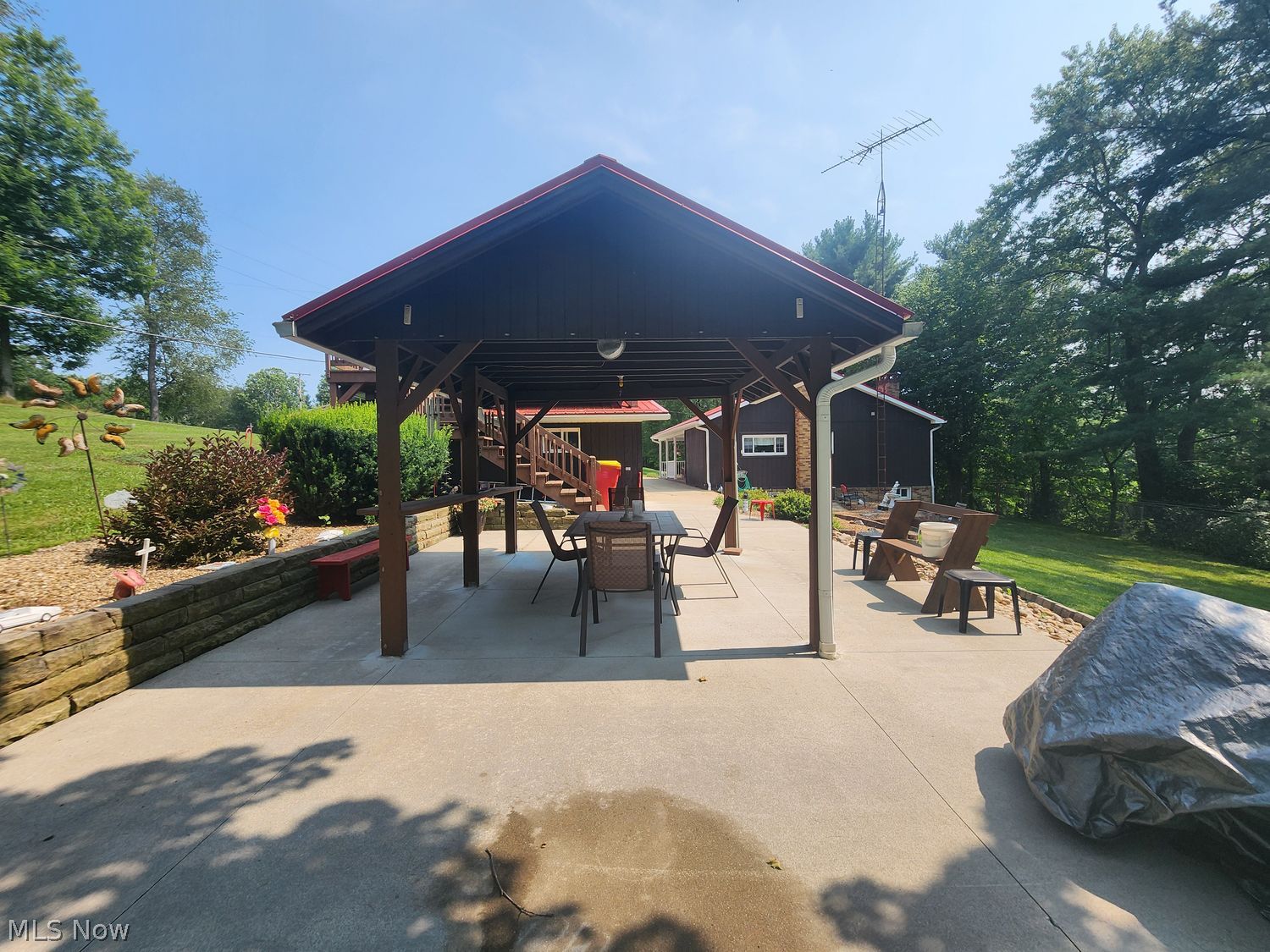 90 City View Drive Sherrodsville OH 44675