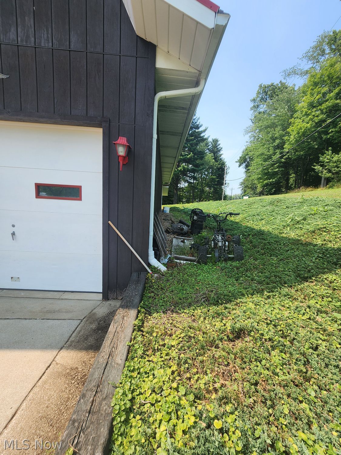 90 City View Drive Sherrodsville OH 44675
