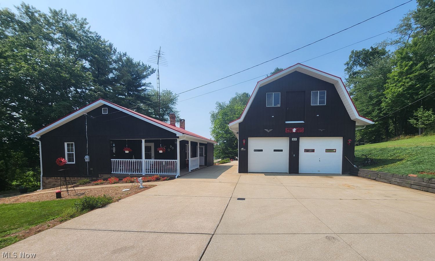 90 City View Drive Sherrodsville OH 44675