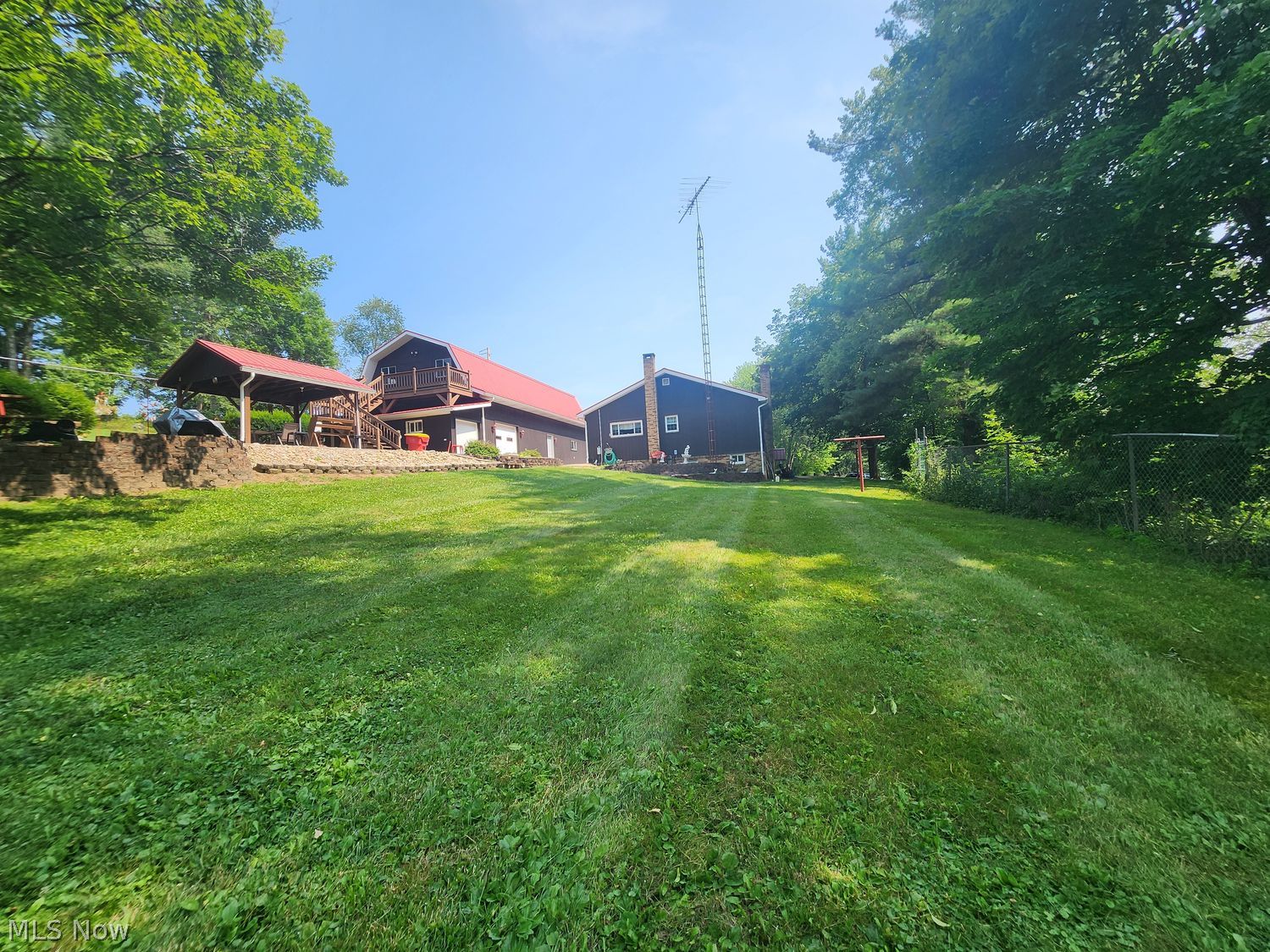 90 City View Drive Sherrodsville OH 44675