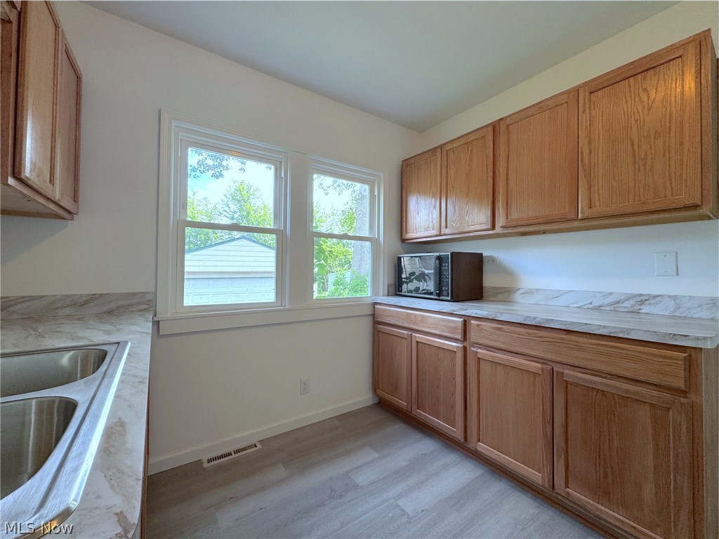 1505 E 196th Street Euclid OH 44117