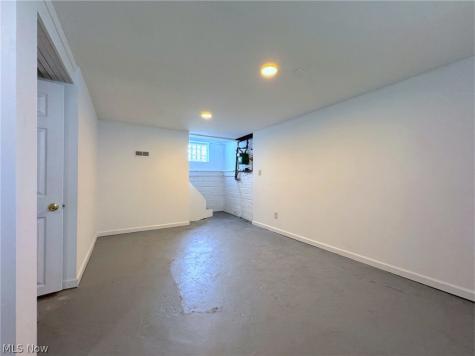 1505 E 196th Street Euclid OH 44117
