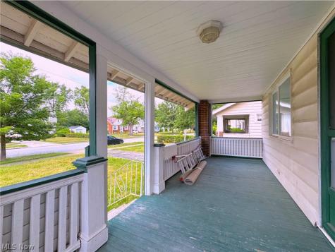 1505 E 196th Street Euclid OH 44117