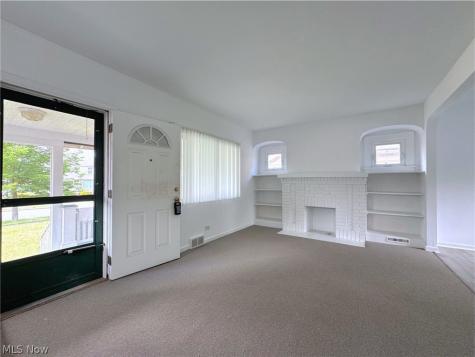 1505 E 196th Street Euclid OH 44117