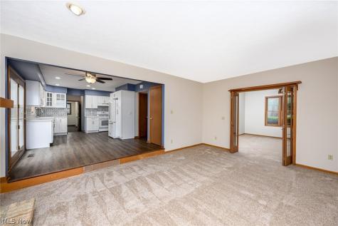 8460 Old Post Road Olmsted Falls OH 44138