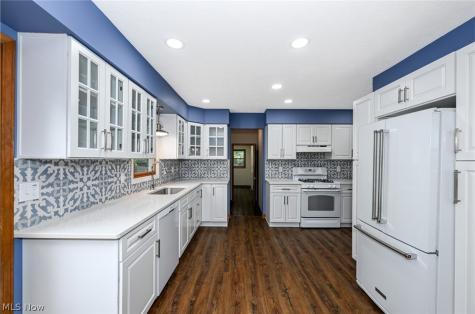 8460 Old Post Road Olmsted Falls OH 44138