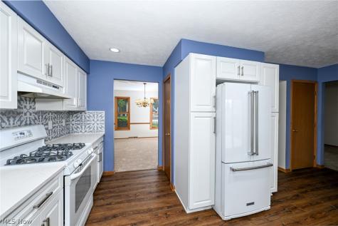 8460 Old Post Road Olmsted Falls OH 44138