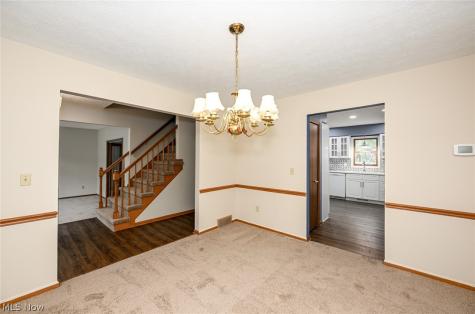8460 Old Post Road Olmsted Falls OH 44138