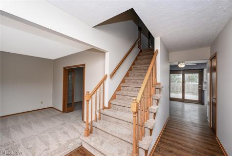 8460 Old Post Road Olmsted Falls OH 44138