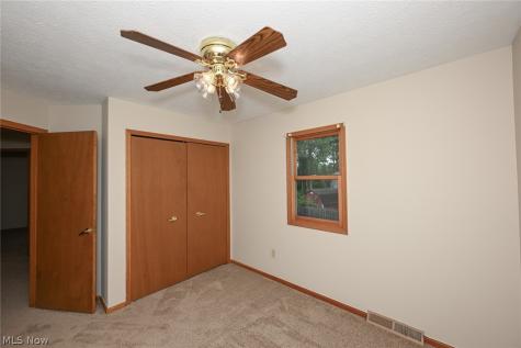 8460 Old Post Road Olmsted Falls OH 44138