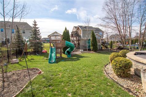 38715 Berkshire Avenue Avon OH 44011