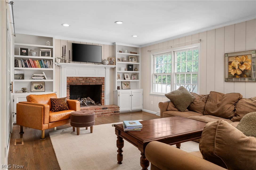 128 N Hayden Parkway Hudson OH 44236