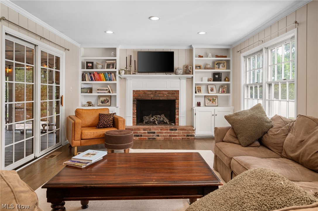 128 N Hayden Parkway Hudson OH 44236