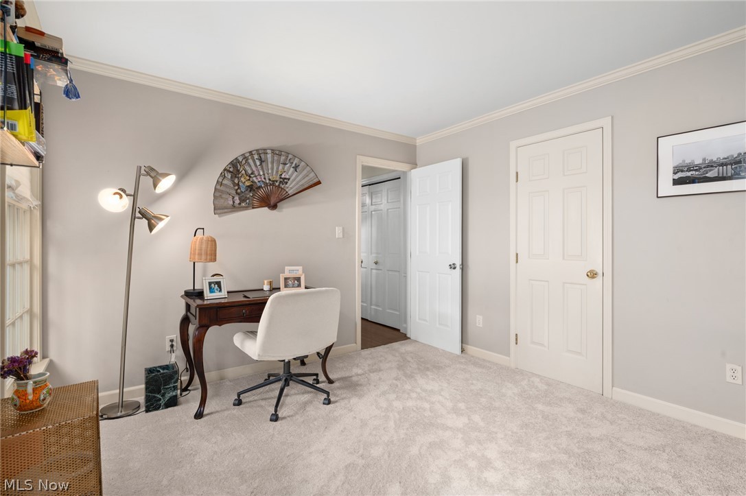 128 N Hayden Parkway Hudson OH 44236