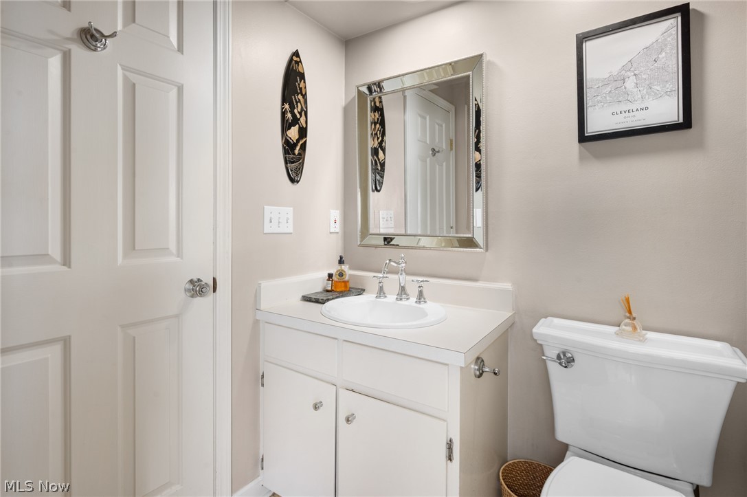 128 N Hayden Parkway Hudson OH 44236