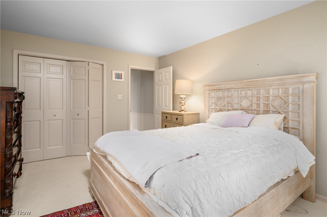 128 N Hayden Parkway Hudson OH 44236