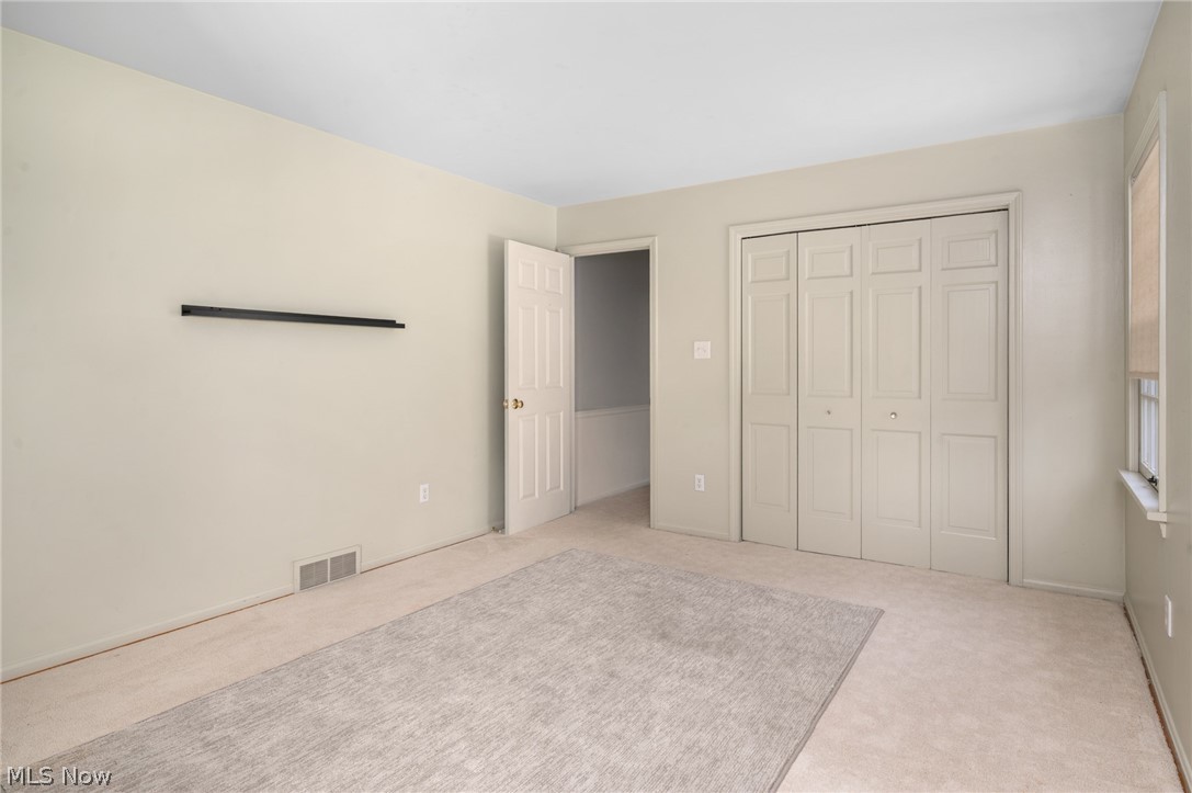 128 N Hayden Parkway Hudson OH 44236