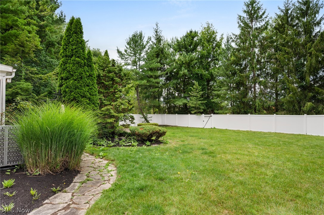 128 N Hayden Parkway Hudson OH 44236
