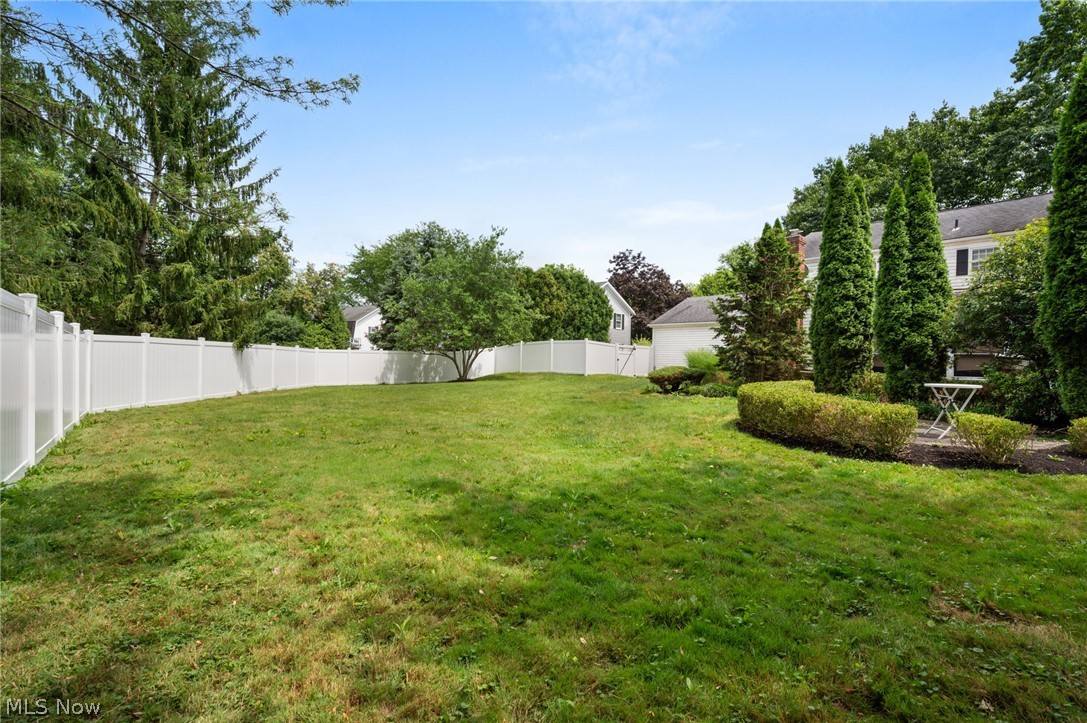128 N Hayden Parkway Hudson OH 44236