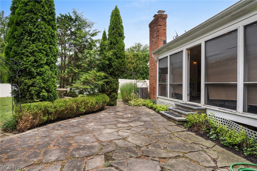128 N Hayden Parkway Hudson OH 44236