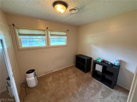 4924 Cleveland Avenue NW Canton OH 44709