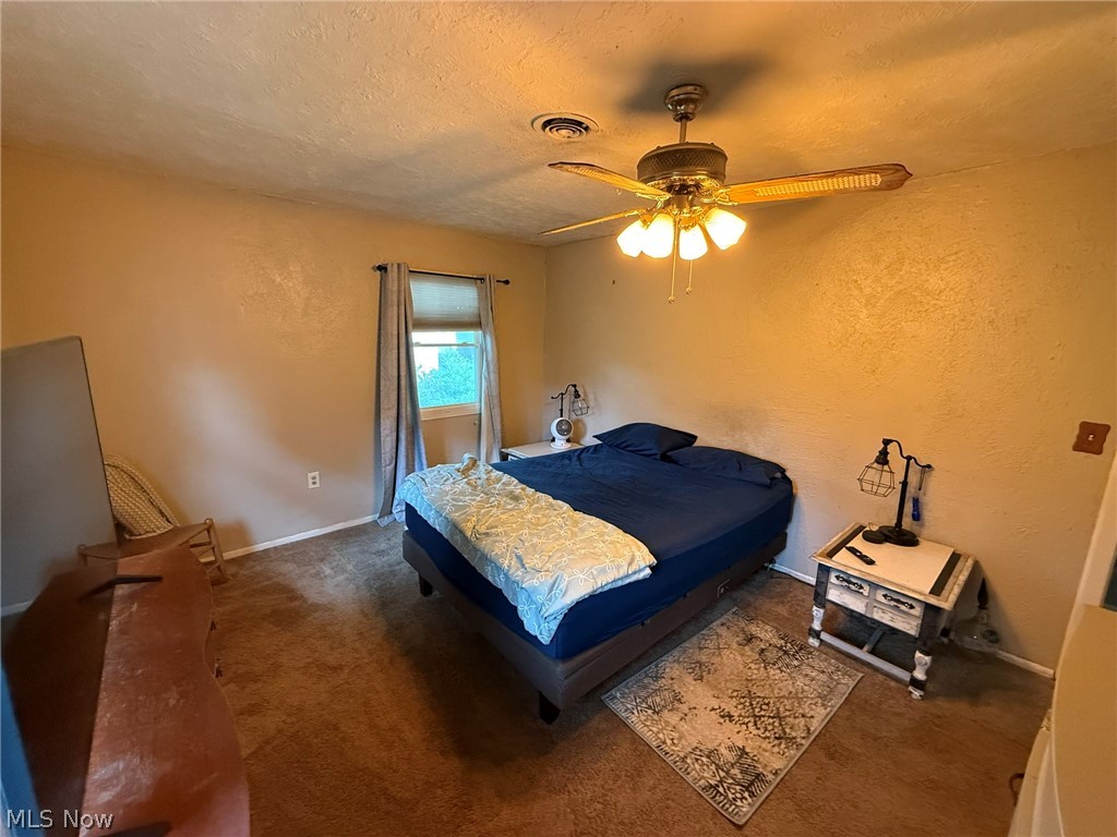 4924 Cleveland Avenue NW Canton OH 44709