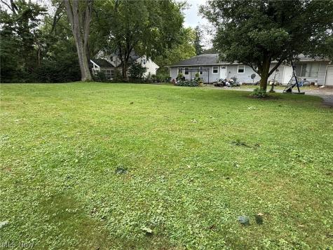 4924 Cleveland Avenue NW Canton OH 44709
